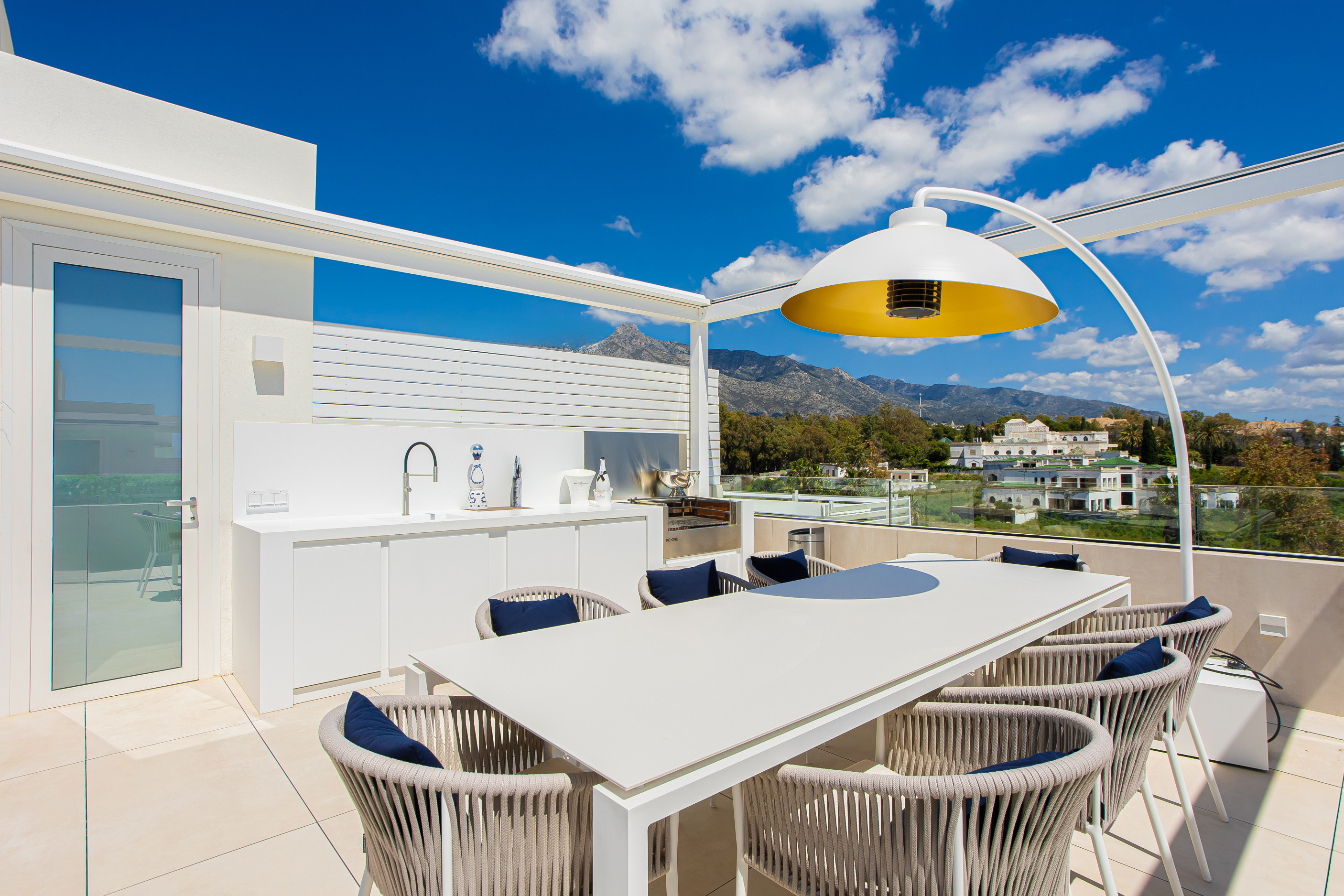 Milla de Oro, Marbella